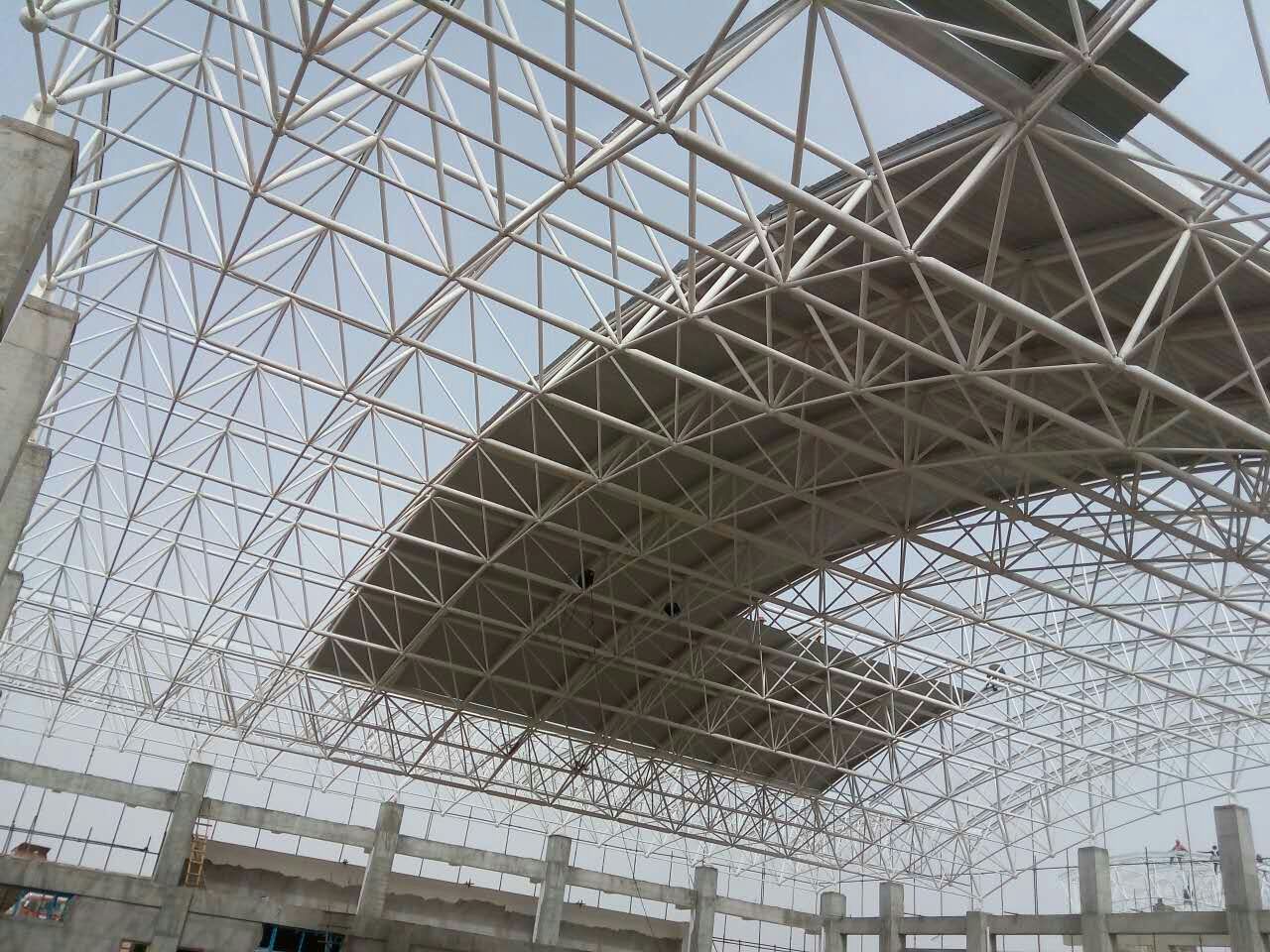 磐石青岛一汽网架
